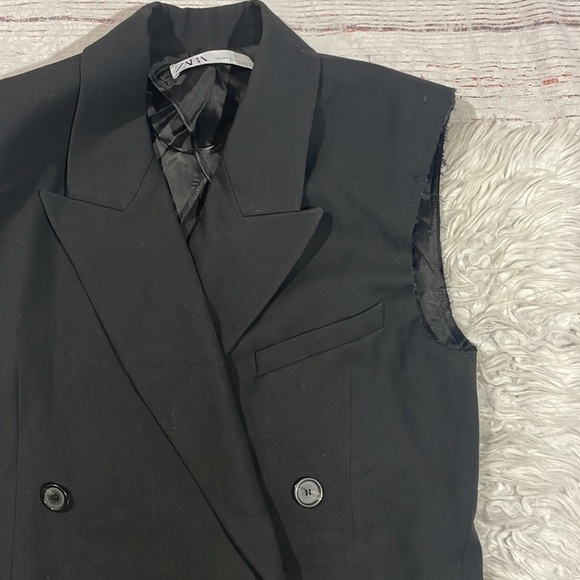 Zara Black Double Breasted Button Padded Sleeveless Blazer Vest - Picture 9 of 11